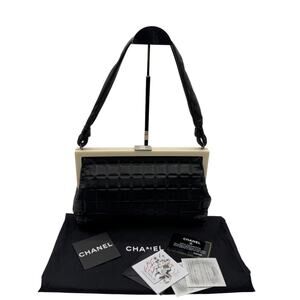 Chanel Lambskin Chocolate Bar Quilted Frame Shoulder Bag Black